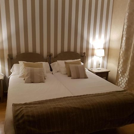 Hotel Camping Ribadesella Buitenkant foto