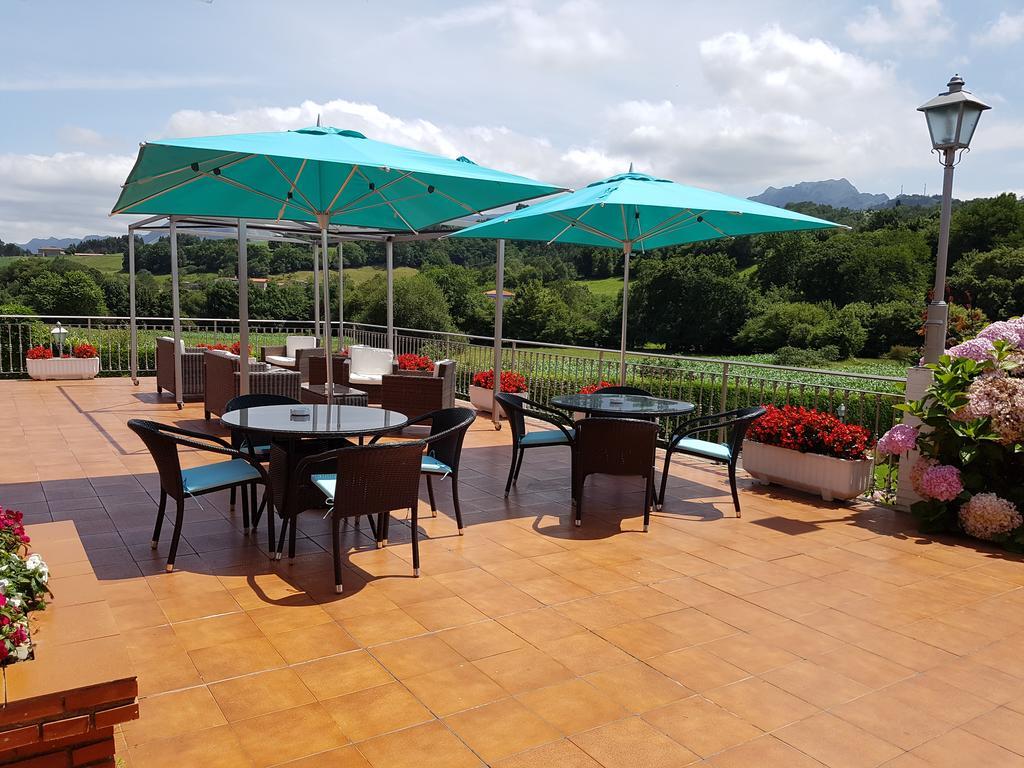 Hotel Camping Ribadesella Buitenkant foto