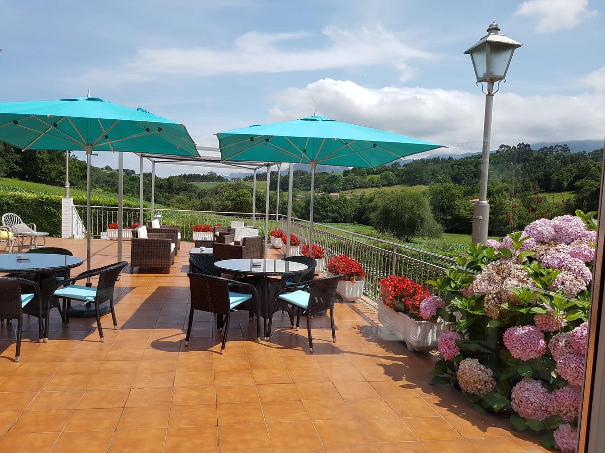 Hotel Camping Ribadesella Buitenkant foto