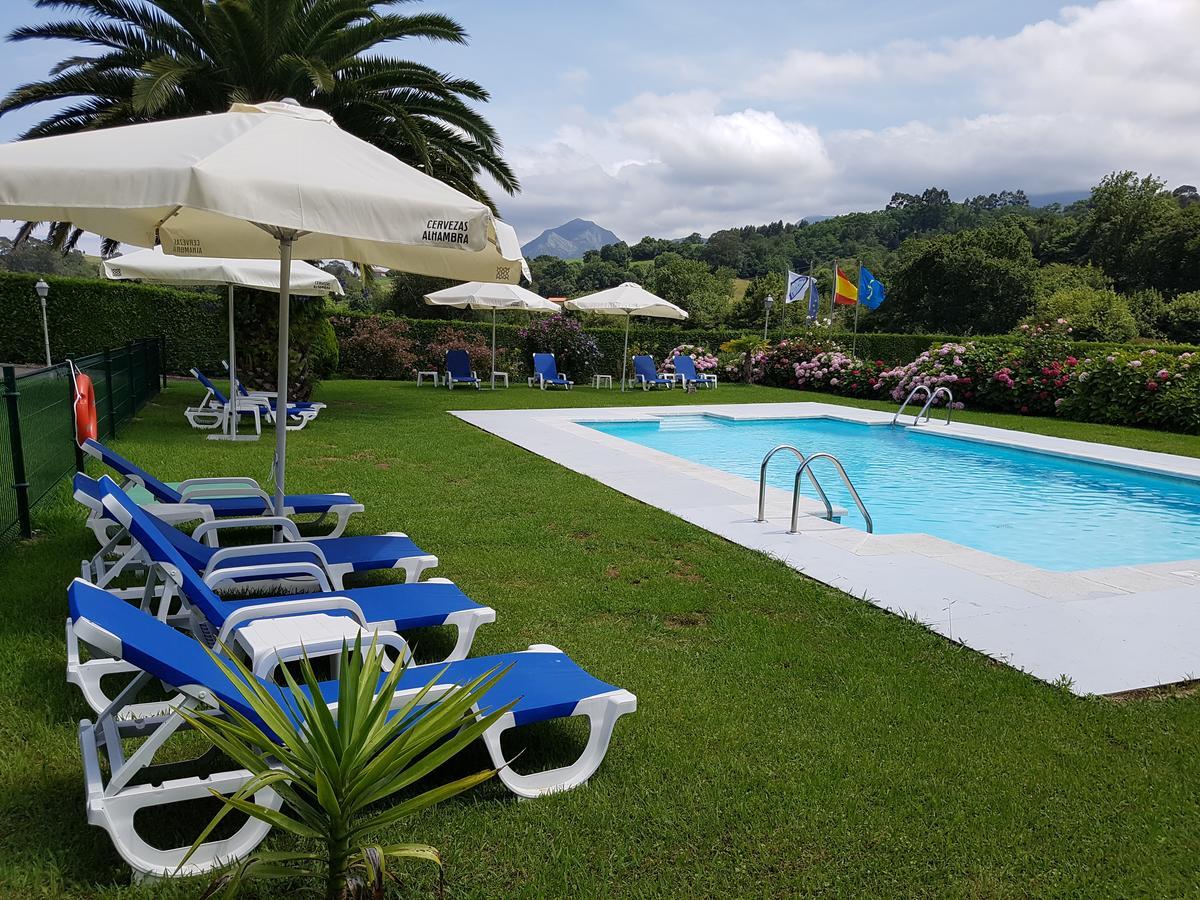 Hotel Camping Ribadesella Buitenkant foto