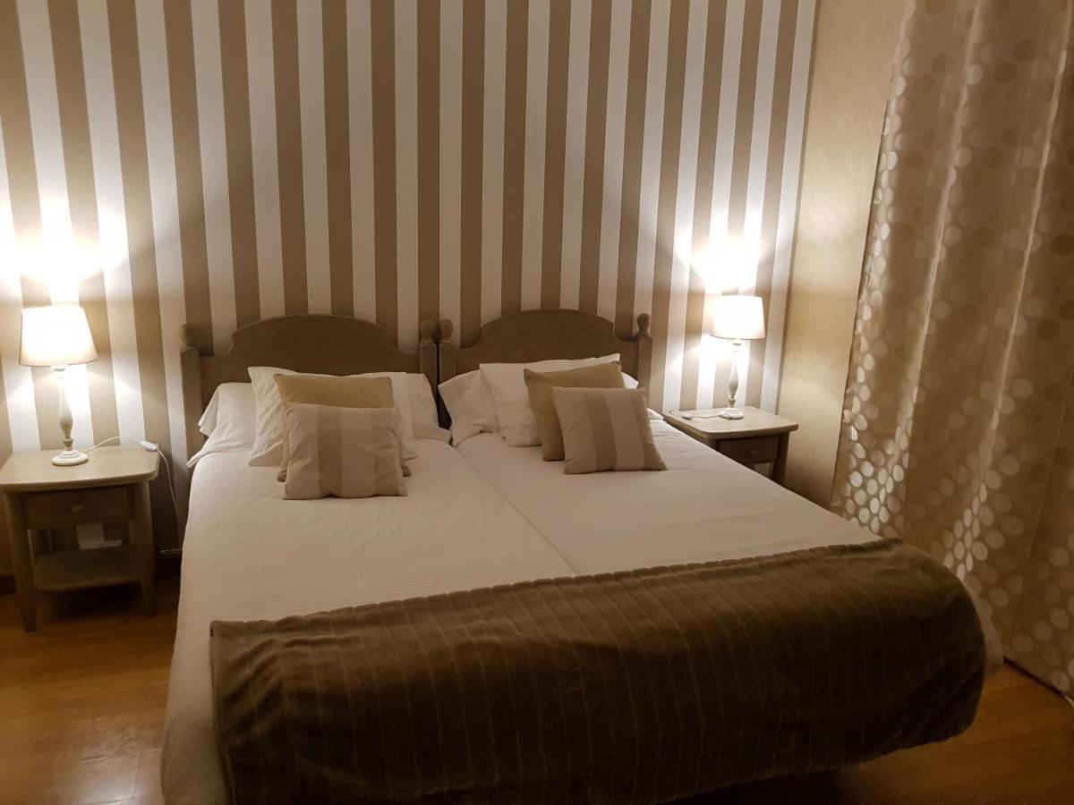 Hotel Camping Ribadesella Buitenkant foto
